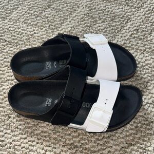 Birkenstock Arizona Black and White Sandals womens